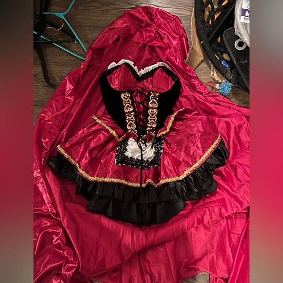 Little Red by Spirit Halloween - Picture 2 of 8